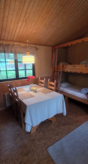 Dining - Vrbo Property (Mora)