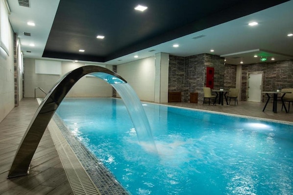 Pool - Volga Hotel Baku (Baku)