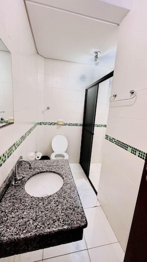 Bathroom - GB Hoteis Foz (Foz do Iguaçu)