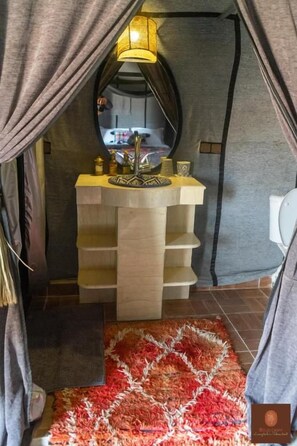 Bathroom - Beldicamp  (Merzouga)