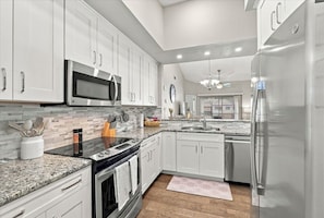 Private kitchen - Just Listed! Welcome to The Cypress House at La Cita -Golf Course Views and Pool (Titusville)