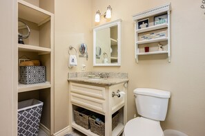 Bathroom - Shore Enough 3 Bedroom Home (Port Bolivar)