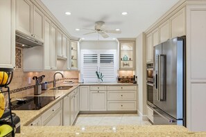 The Westchester #103 by FVC - Beachfront 2/2 condo on Longboat Key (Longboat Key)