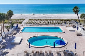 The Westchester #103 by FVC - Beachfront 2/2 condo on Longboat Key (Longboat Key)