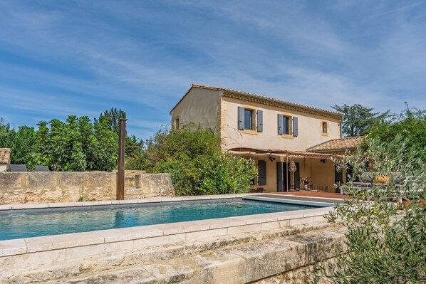 Pool - Vrbo Property (Saint-Hilaire-d'Ozilhan)