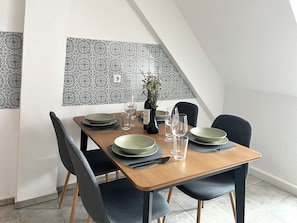 Dining - Vrbo Property (Torgau)