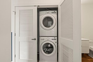 Laundry area - Sleek 1BR | Northern Liberties | Near Fishtown (Philadelphia)
