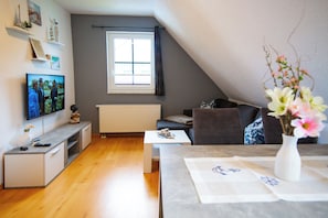 Living area - Vrbo Property (Breege)