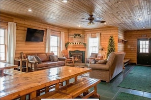 Living area - Glamping Cabin 7 | Queen Bed, Trailside, Pets OK (Bessemer Township)