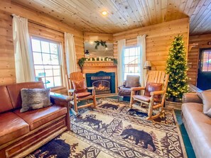 Interior - The Loft | Private Apartment on Nordic Ski Trails (Bessemer Township)
