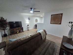 Living area - Cozy 3BDR Home Near Hospital and Downtown with Fenced Yard and Garage Access. (Cañon City)