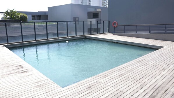 Pool - 2-bedroom apartment in charming Durban with AC for relaxing stays (Durban)
