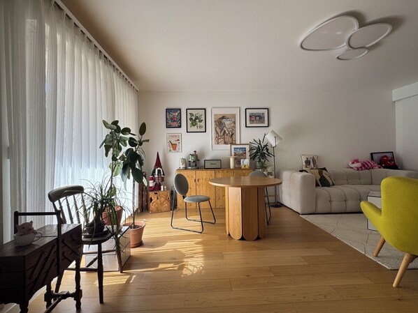 Billede uden beskrivelse, 1 af 17, knap