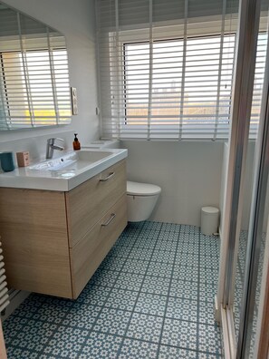 Bathroom - Vrbo Property (le touquet paris plage)