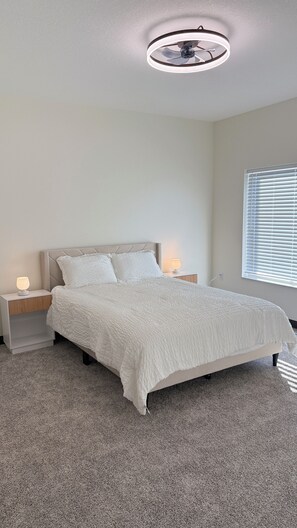 Room - 2-bedroom furnished townhome in delightful Rochester with AC and comfort (Rochester)