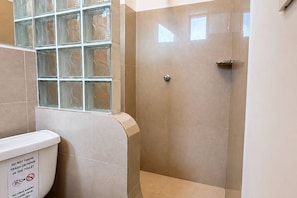 Bathroom - ALTAMAR (San Cristobal)