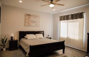 Room - 2-bedroom condo in beautiful Marbella with refreshing AC (Marbella)