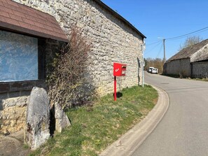 Property grounds - Furfooz near Dinant • 3 bedrooms • Nature (Dinant)