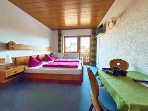 Room - Gasthof Keller (Merdingen)