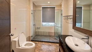 Bathroom - Palette Fafa Hill (Bogor)