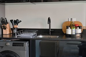 Private kitchen - Trendy Studio Apartment at The Tokyo in Central Cape Town City (Cape Town)