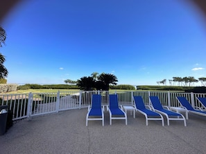 Terrace/patio - Townhome in Longboat Key - 2 Bed and 2 Bath. (Longboat Key)