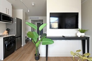 Interior - Designer Studio with Table Mountain Views at The Tokyo, Cape Town (Cape Town)