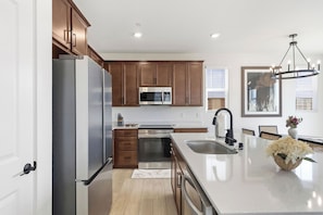 Private kitchen - Sunset Haven Rocklin.
Brand-New Home with Stunning Sunset Views (Rocklin)