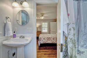 Bathroom - The Morganton Manor-in the heart of SoPines (Southern Pines)