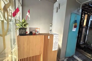 Lobby - Hotel O near Balong Waterpark (Yogyakarta)