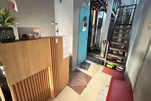 Lobby - Hotel O near Balong Waterpark (Yogyakarta)