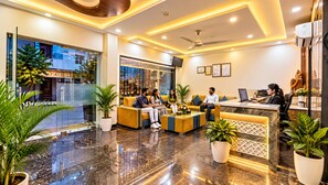 Lobby - Hotel Ganga  Palace - Ellara Hotels  (Agra)