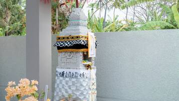 Bagian depan properti