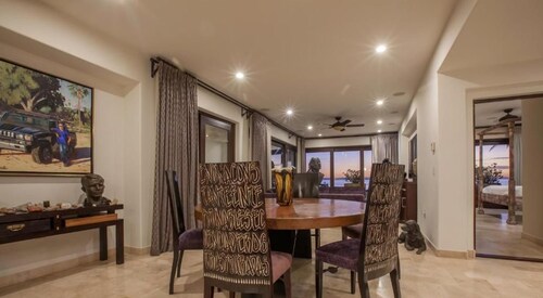 Casa Marvela Beachfront Villa 4BR