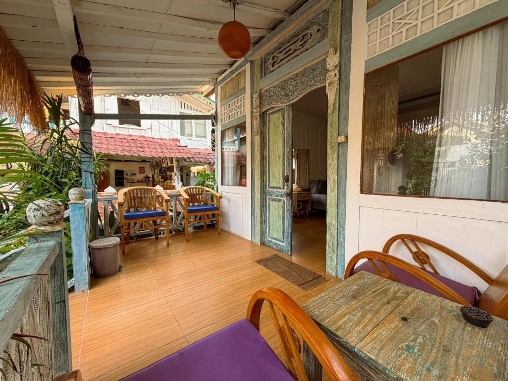 Tempat makan luar