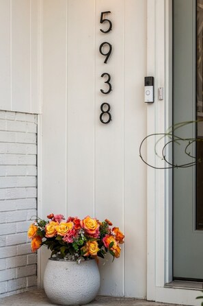 Exterior detail - Movie Theatre | SouthPark | Patio | WFH Setup (Charlotte)