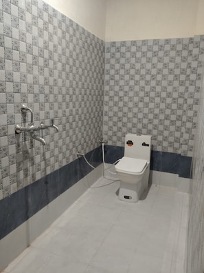 Bathroom - Hotel kanchan And Swasti Resturant (Rajgarhi)