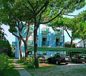 Ngoại thất