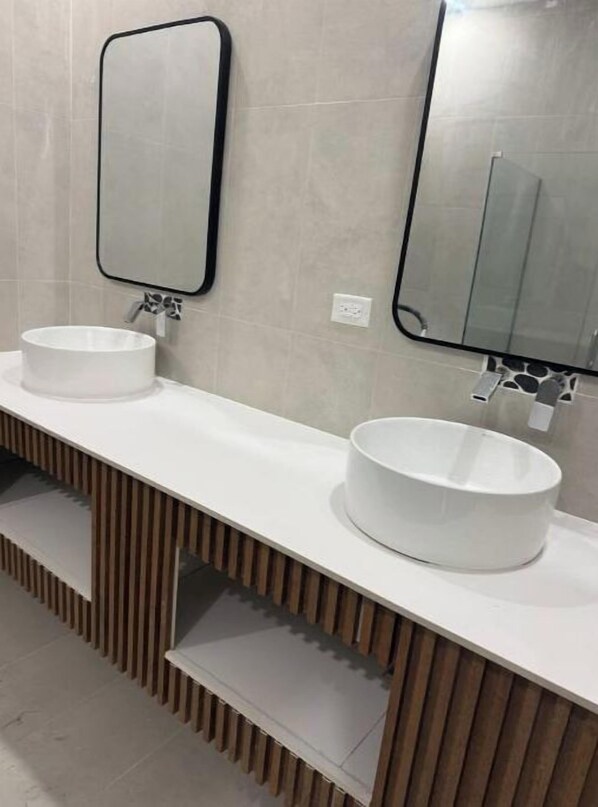 Bathroom - Vrbo Property (Kingston)