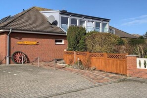 Untagged - in the Butenbörkumer house (Borkum)