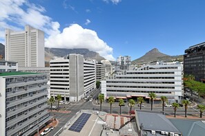 Exterior - Chic 1BR at The Carrington - the Heart of Loop Street with AC and balcony (Cape Town)