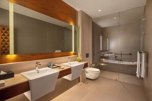 Bathroom - Grand Silver Ray (Ratnapura)