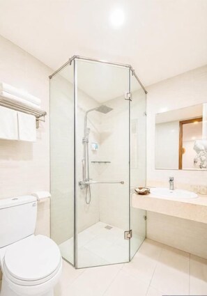 Bathroom - Merry Land Hotel Da Nang  (Son Tra)