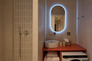 Bathroom - Acropolis Apartment by Lumen Living (Athina)