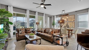 Living area - Solara Resort - 7114 (Kissimmee)