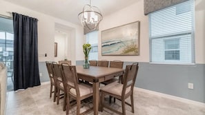 Dining - Solara Resort - 5121 (Kissimmee)