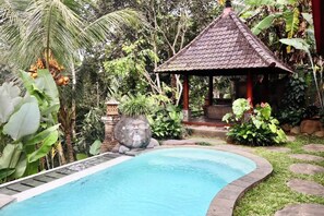 Pool - Vrbo Property (TEGALALANG, Bali)