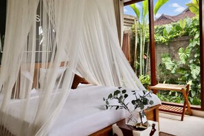 Room - Vrbo Property (TEGALALANG, Bali)