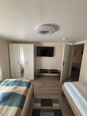 Room - Vrbo Property (Königs Wusterhausen)