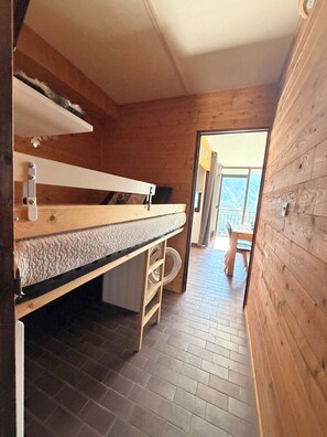 Room - Vrbo Property (Orcières)
